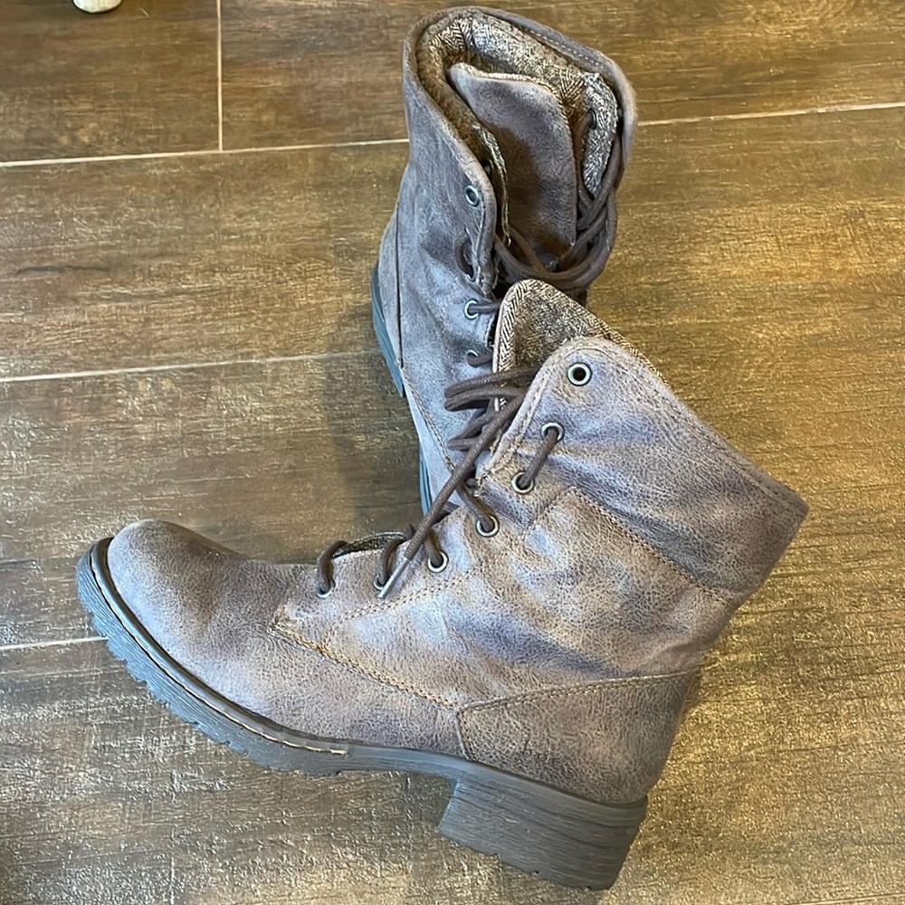 B.O.C Boots Women’s SZ 7